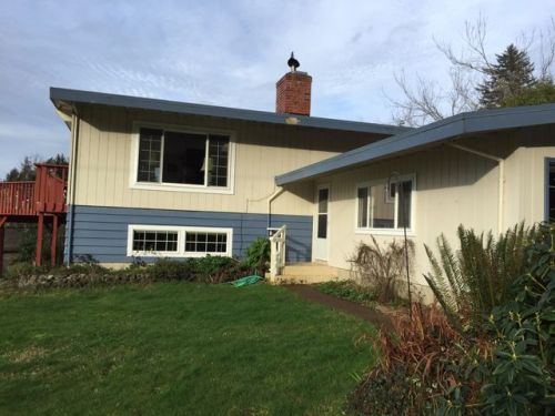 1227 5th St, Newport, OR 97365-2802