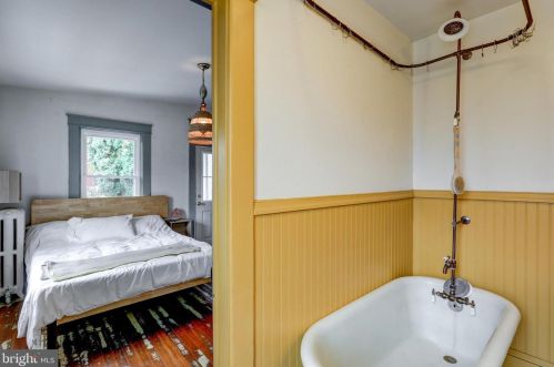 546 Orange St, Lancaster PA  17603-3669 exterior