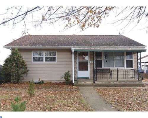 621 Franklin St, Shoemakersville, PA 19555-1616