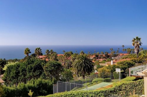 30525 Rhone Dr, Rancho Palos Verdes CA  90275-5742 exterior