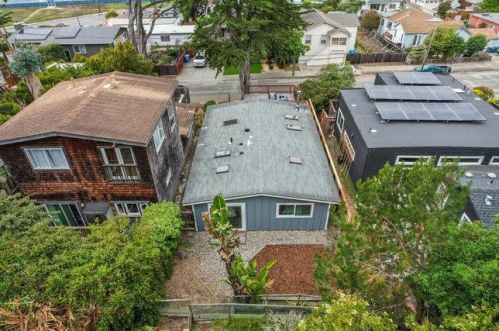 316 Carmel Ave, Pacifica CA  94044-2407 exterior