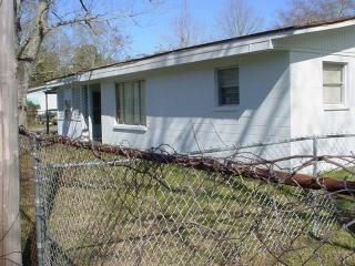 8428 Cherry Ave, Pensacola, FL 32534-3602