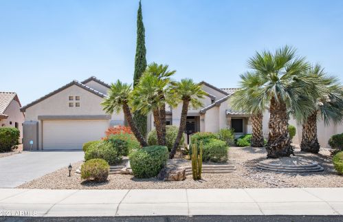 17466 Amberwood Dr, Sun City, AZ 85374-5600