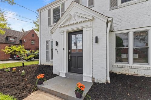 611 Winfield St, Bridgeville, PA 15017-2220