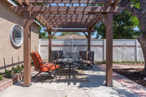 2809 Fairman St, Lakewood CA  90712-3631 exterior