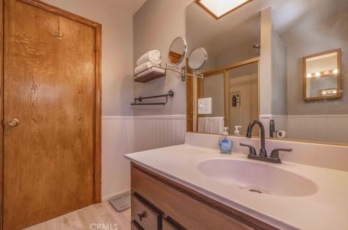 919 Mountain Ln, Big Bear City CA  92314 exterior