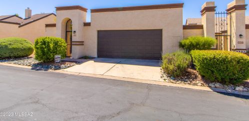 4825 Doria Dr, Tucson, AZ 85742-4102