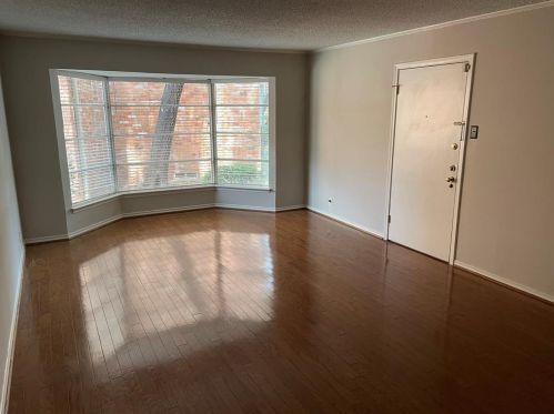 6110 Averill Way, Dallas, TX 75225-4107