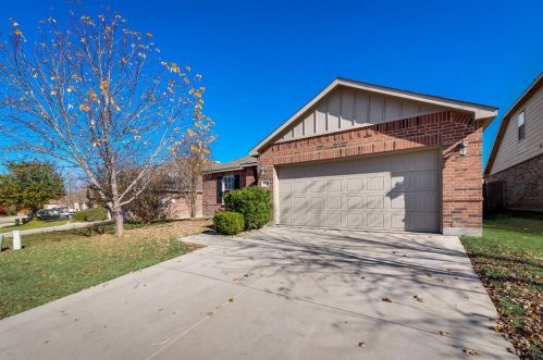 6928 Derbyshire Dr, Fort Worth, TX 76137-6679