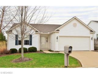 110 Pondview Cir, Easton, OH 44270-9639