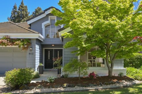 603 Island Pl, Redwood City, CA 94065-1557