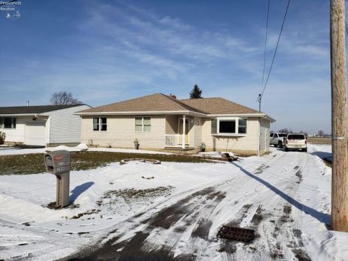 2009 Wade Blvd, Sandusky, OH 44870-5338
