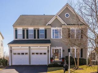 22148 Highview Trail Pl, Ashburn, VA 20148-5322