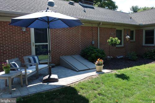 300 28th St, Camp Hill PA  17011-2801 exterior