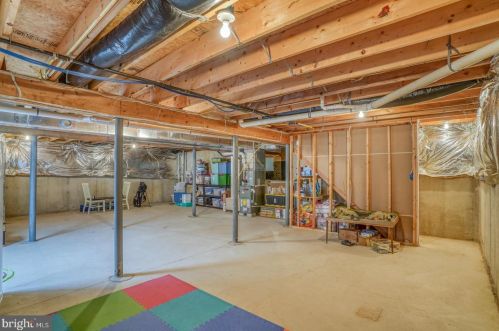 245 Stone Ridge Dr, Dover DE  19901-8205 exterior