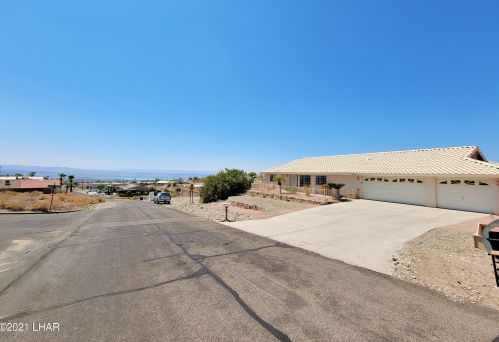 3721 Yazoo Dr, Lake Havasu City, AZ 86404-2310