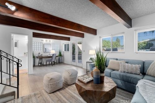 609 35th St, Manhattan Beach CA  90266-3427 exterior