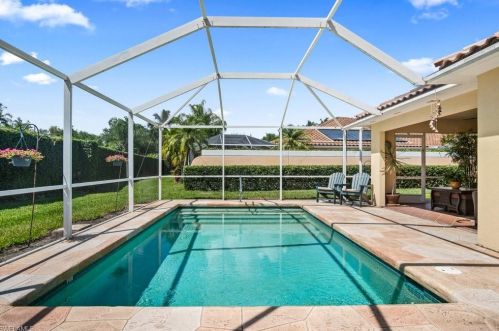 5045 Kingston Way, Naples, FL 34119-9543
