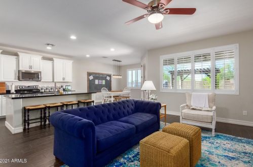 3948 Strawberry Dr, Gilbert AZ  85298-3703 exterior