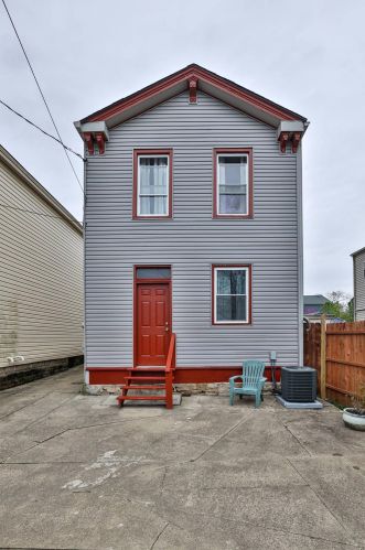 1227 Russell St, Covington, KY 41011-3056