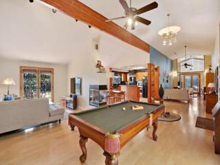 7100 Estrella De Mar Rd, Carlsbad, CA 92009-6710