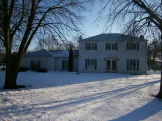 54 Sunny Hill Ave, Oshkosh, WI 54902-7479