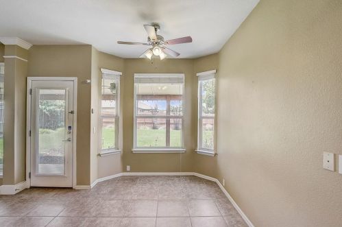 125 Sweet Gum, Uhland TX  78640-5961 exterior