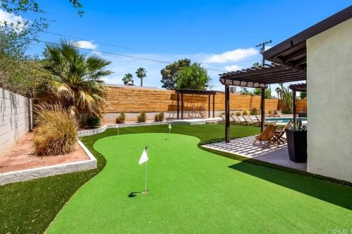 46500 Cameo Palms Dr, La Quinta CA  92253-2016 exterior