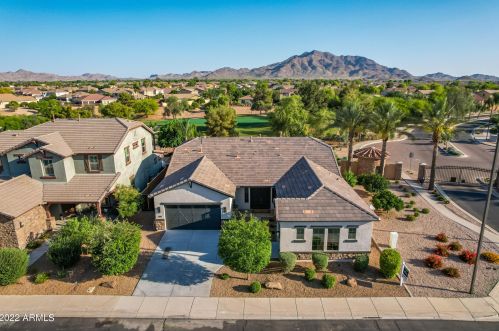 3757 Turnberry Ct, Gilbert, AZ 85298-4271