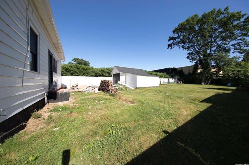 10 21st St, Huntington Station NY  11746-3259 exterior