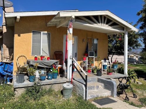 1264 Massachusetts Ave, San Bernardino, CA 92411-2339