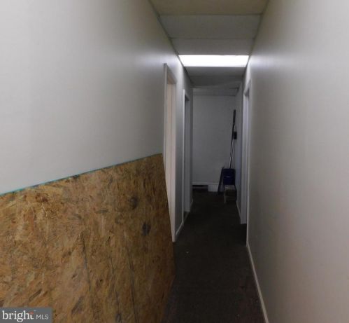 406 1 Ave, Parkesburg PA  19365-1238 exterior