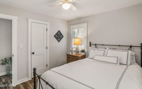 1902 Park Ave, Beaufort SC  29902-3816 exterior