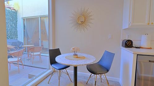 84 Lake Shore Dr, Rancho Mirage CA  92270-4054 exterior