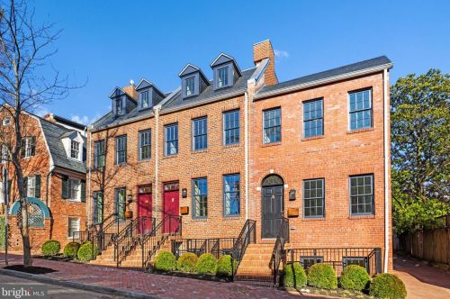 1667 Avon Pl, Washington, DC 20007-2958