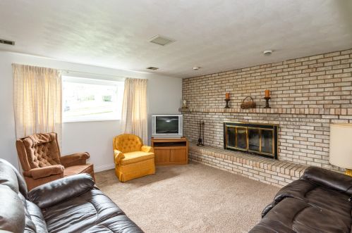 824 Stutely Pl, Miamisburg OH  45342-2025 exterior