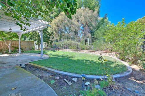 2264 Lakeview Ln, Chino Hills, CA 91709-4823