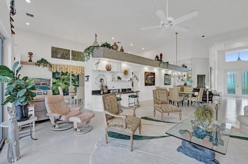 11646 Privado Way, Boynton Beach FL  33437-1924 exterior