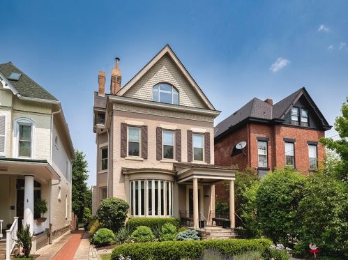 5315 Westminster Dr, Pittsburgh, PA 15232-3167