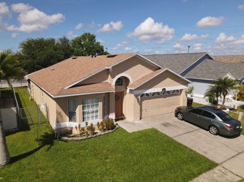 2318 Flamingo Lakes Dr, Kissimmee, FL 34743-3304