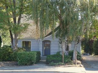 413 Main St, Lebanon OR  97355-3310 exterior