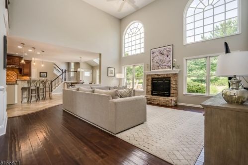16 Neshanic Dr, East Amwell Township NJ  08551-1844 exterior