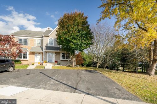 1324 Statesman Rd, Norristown, PA 19403-5150