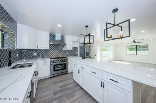 341 Tucson Blvd, Tucson AZ 85713-2065 exterior