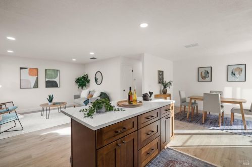 1930 Forest Ln, Vacaville CA  95687-6115 exterior
