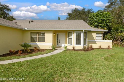2710 Kingdom Ave, Melbourne, FL 32934-7586