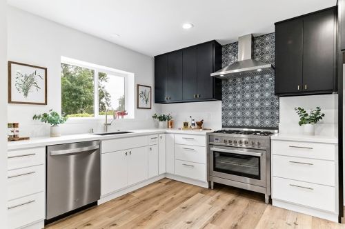 5230 El Cedral St, Long Beach CA  90815-3904 exterior