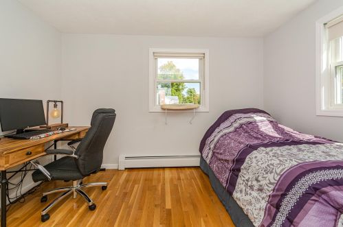 45 Ackerman St, Salem NH  03079-3401 exterior