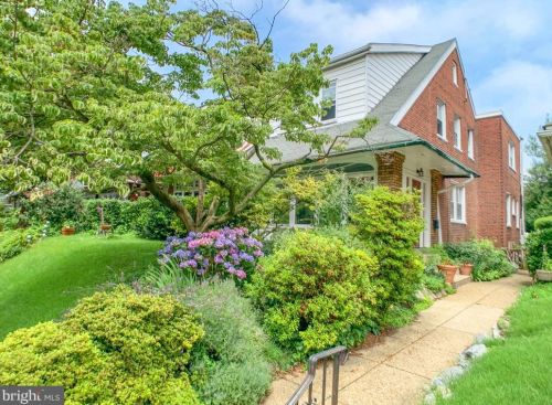 1115 Dyre St, Philadelphia, PA 19124-2501