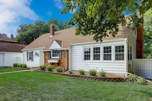 1222 Highland Ave, South Saint Paul, MN 55075-1461